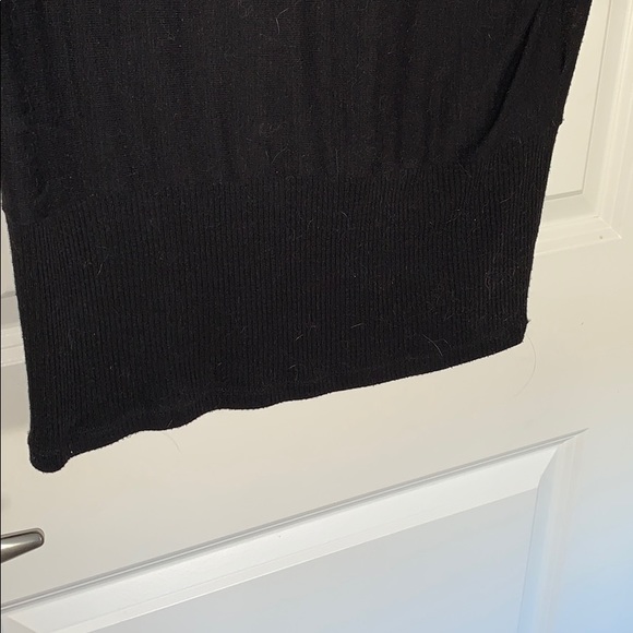 Scoop neck 3/4 length sweater - Picture 2 of 2